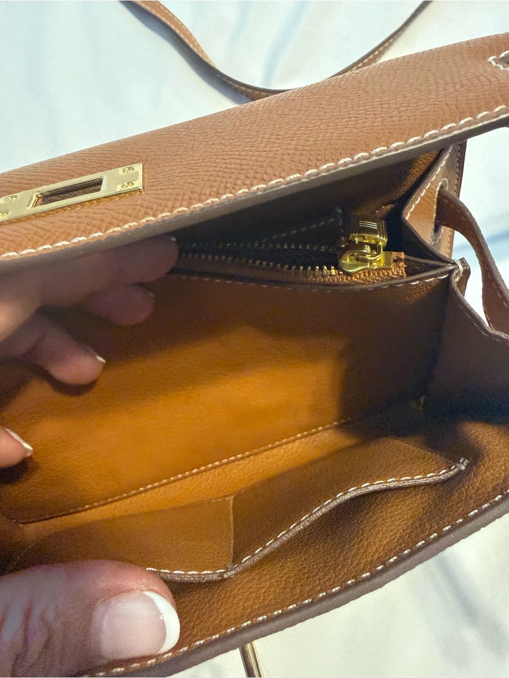 Designer- Inspired Leather Crossbody Shoulder Bag in Brown - Picture 7 of 9